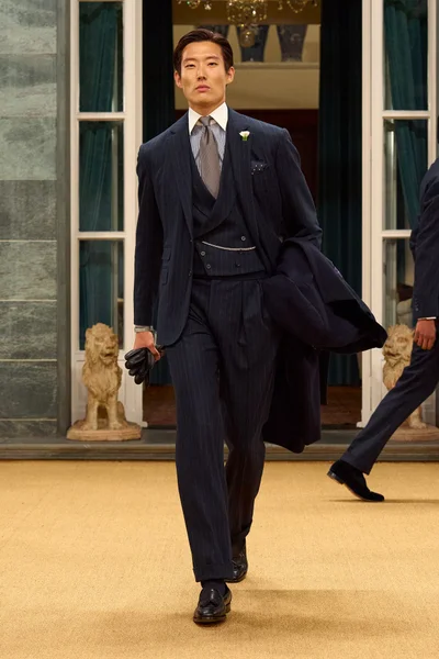 Look 55